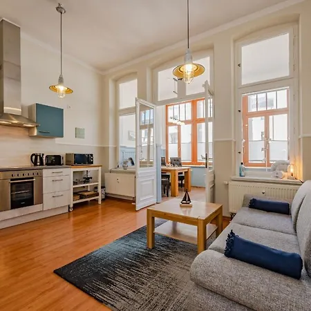 Kaisers Vis A Vis - 06 *