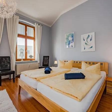 Kaisers Vis A Vis - 06 *